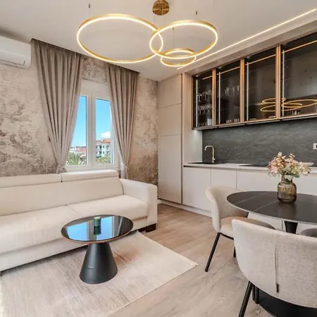 Apartment Luxury & Dijan