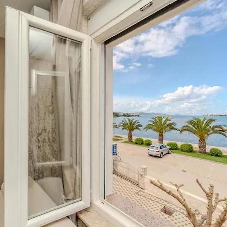 Luxury & Dijan Apartment Sukošan